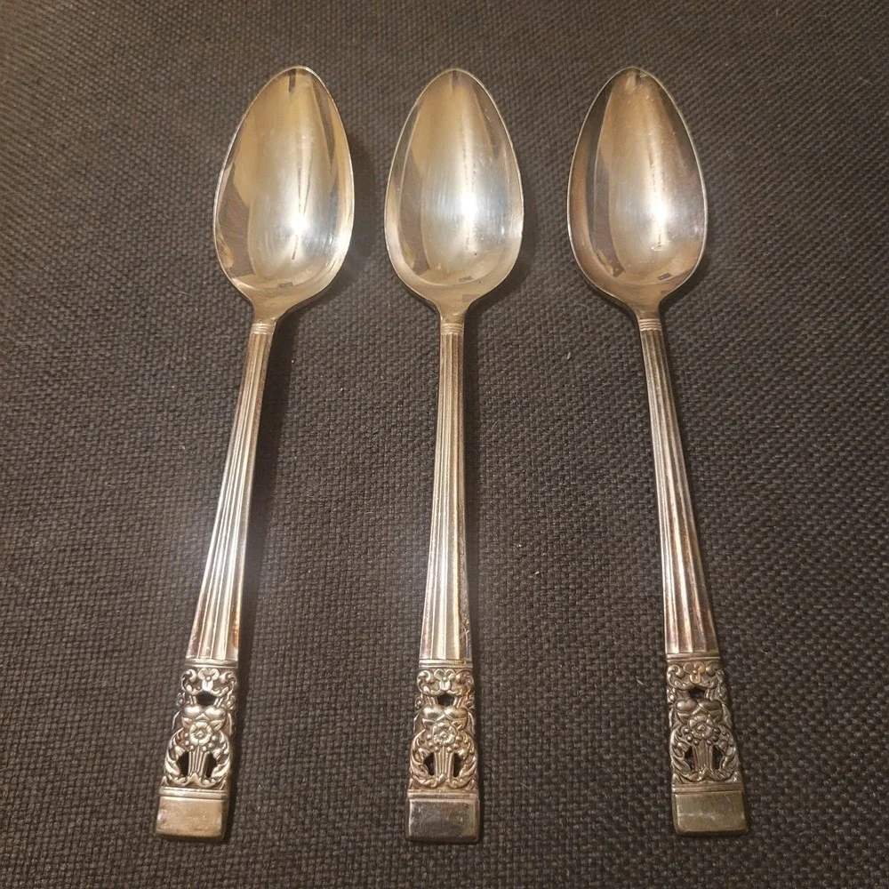 Oneida Community CORONATION Silverplate  3 Table Spoons 1936 Silverware Flatware